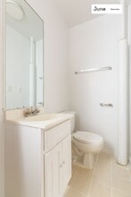 248 W 64th St, Unit 4F in New York, NY - Building Photo - Building Photo