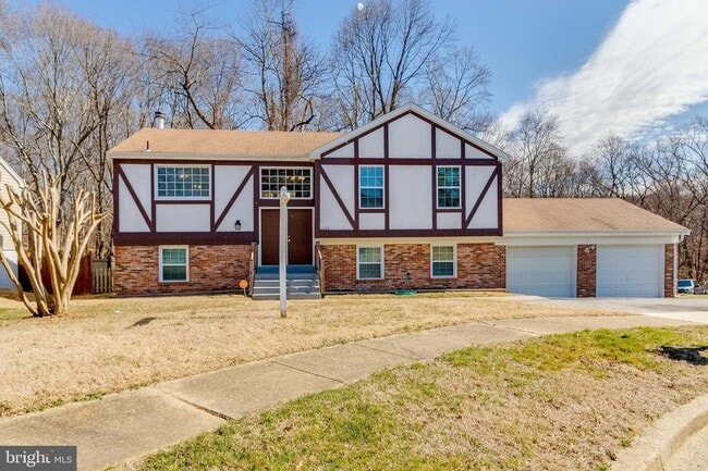 property at 6204 Barrowfield Ct