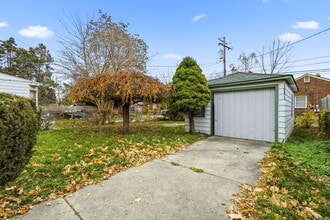 1541 Washington Ave in Lincoln Park, MI - Building Photo - Building Photo
