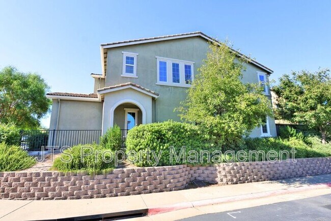 1427 Bicker Cir in Folsom, CA - Building Photo - Building Photo