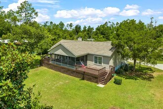 270 Silver Lake N in Marianna, FL - Building Photo - Building Photo
