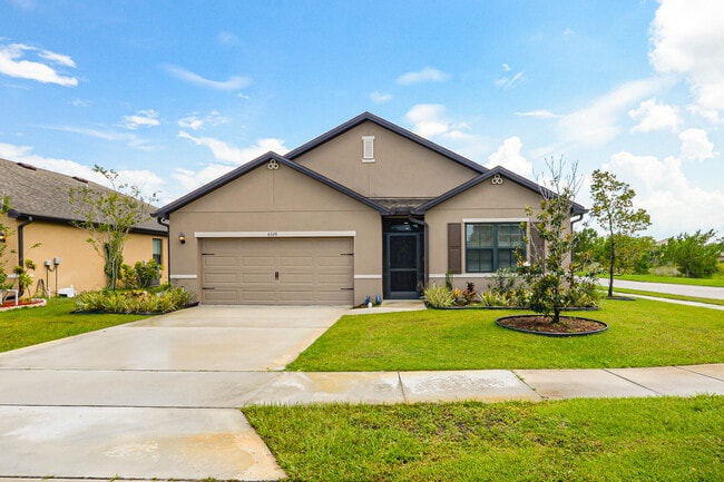 6326 NW Northwood Loop in Port St. Lucie, FL - Building Photo - Building Photo