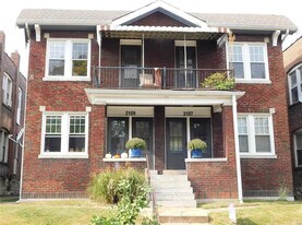 2107 Maury Ave, Unit 2107A-secondfloor in St. Louis, MO - Building Photo