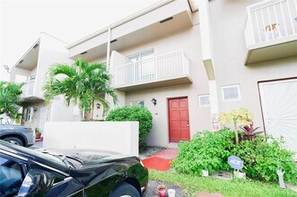 3791 NW 78th Ave in Hollywood, FL - Building Photo - Building Photo