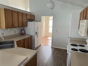 2916 Pembridge St in Kissimmee, FL - Building Photo - Building Photo