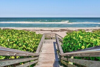 3069 Mainsail Cir in Jupiter, FL - Building Photo - Building Photo