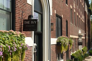 The Ivy Apartamentos