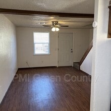 404 E Redwood St in Coweta, OK - Building Photo - Building Photo