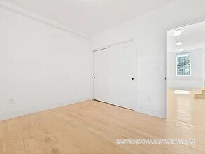 86 Chelsea St in Boston, MA - Building Photo - Building Photo