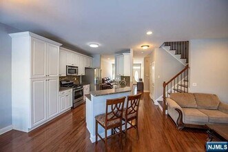 1705 Whitney Ln in Allendale, NJ - Building Photo - Building Photo