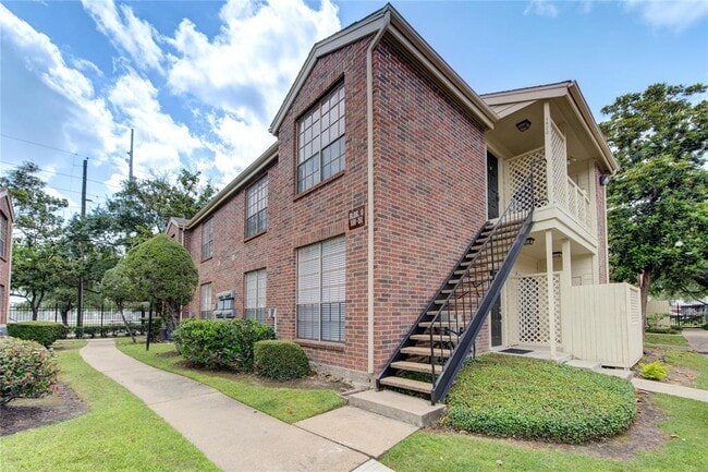 2121 El Paseo St in Houston, TX - Building Photo - Building Photo