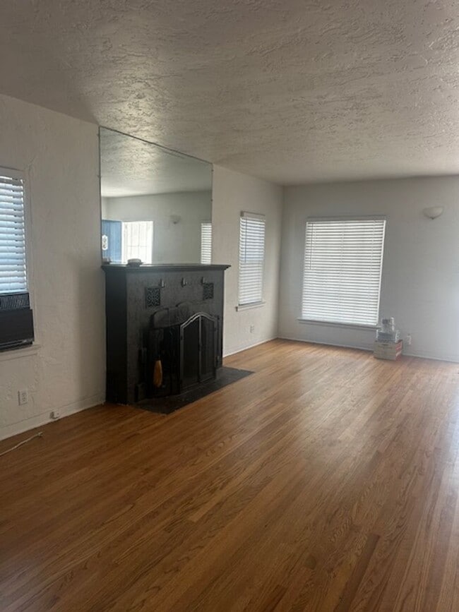 1830 Oak St in Paso Robles, CA - Building Photo - Building Photo
