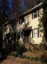 5-7 Chick Springs Rd in Greenville, SC - Building Photo - Building Photo