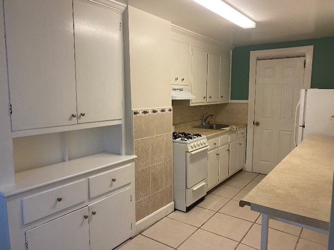 30 Treno St in New Rochelle, NY - Building Photo - Building Photo