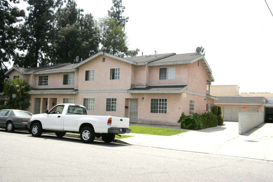 12443 Dunrobin Ave in Downey, CA - Building Photo