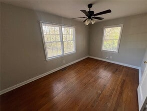 2254 N Shallowford Rd in Chamblee, GA - Building Photo - Building Photo