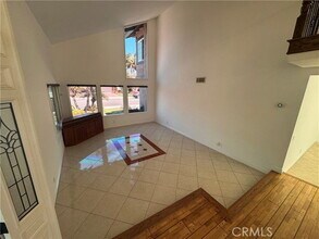 21041 Shaw Ln in Huntington Beach, CA - Building Photo - Building Photo
