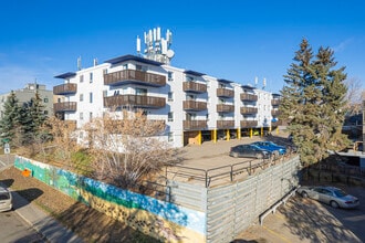 White Plains Manor in Calgary, AB - Building Photo - Building Photo