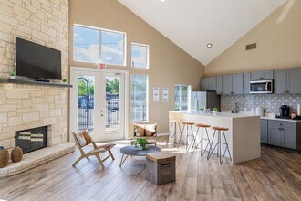 Hillside on Cannon in Austin, TX - Foto de edificio - Building Photo