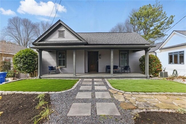 1742 Ridgeway Ave NW in Atlanta, GA - Building Photo - Building Photo