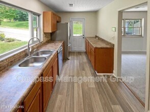 5802 Tazewell Pike in Knoxville, TN - Building Photo - Building Photo
