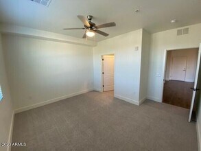 11 S 12th St, Unit A5 in Phoenix, AZ - Building Photo - Building Photo