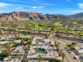 Canyon Villas in Palm Springs, CA - Building Photo - Building Photo