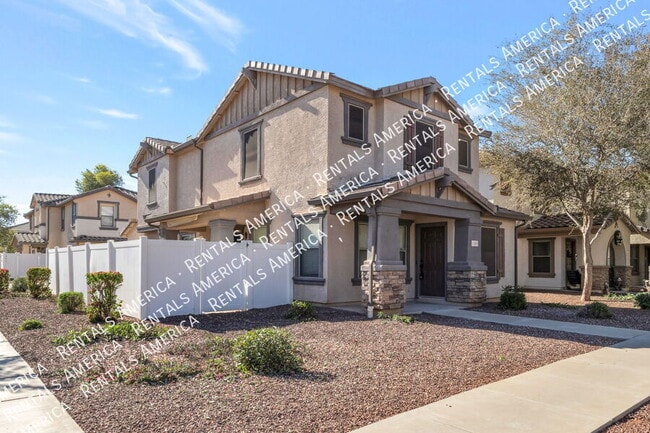 1300 S Loback Ln in Gilbert, AZ - Building Photo - Building Photo