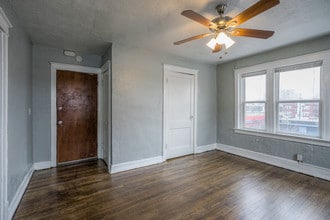 3721 Broadway Blvd in Kansas City, MO - Building Photo - Building Photo