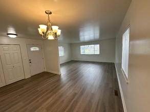 2324 Walnut St in Everett, WA - Building Photo - Building Photo