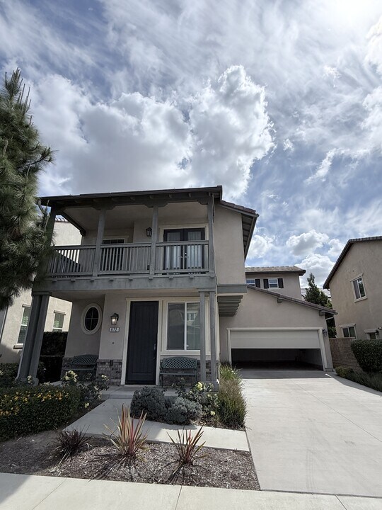 672 Sage Brook Ct in Camarillo, CA - Building Photo