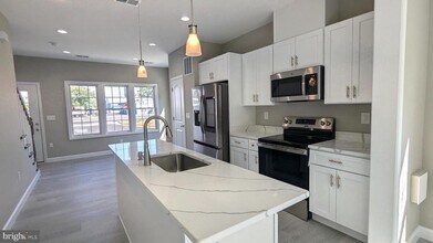 2251 Papermill Rd in Winchester, VA - Building Photo - Building Photo