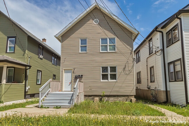property at 551 S M.L.K. Jr Ave