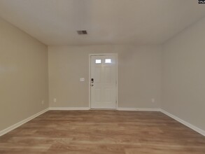 129 Honey Tree Rd in Columbia, SC - Building Photo - Building Photo