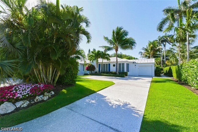 property at 92 10th Ave S