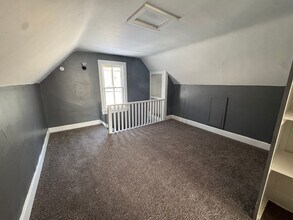 857 E Knox St in Galesburg, IL - Building Photo - Building Photo