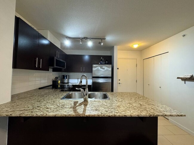 11667 Haney Byp in Maple Ridge, BC - Building Photo - Building Photo