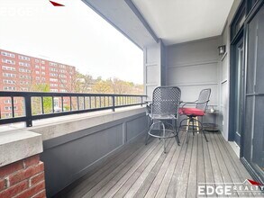 1601 Beacon St, Unit 403 in Brookline, MA - Building Photo - Building Photo