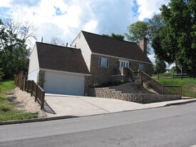 1815 N 6th Ave in Altoona, PA - Building Photo