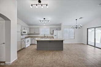 2943 E Mead Dr in Gilbert, AZ - Foto de edificio - Building Photo