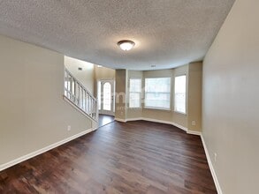 4909 Lilly Stem Dr in Auburn, GA - Building Photo - Building Photo