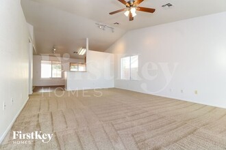 14650 W Marcus Dr in Surprise, AZ - Building Photo - Building Photo