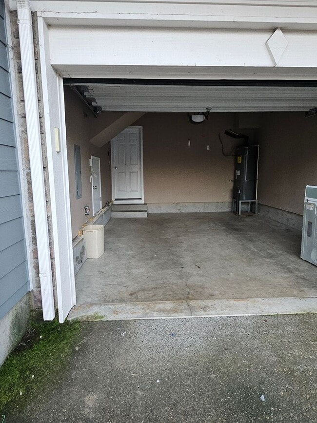 2834 Charlie Ct in Forest Grove, OR - Building Photo - Building Photo