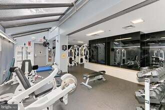 1530 Key Blvd in Arlington, VA - Building Photo - Building Photo