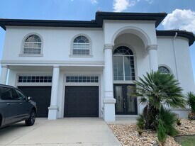 17 Mahoe Dr S in Palm Coast, FL - Building Photo