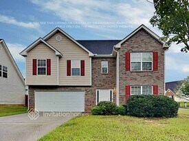 1014 Lear Dr in Locust Grove, GA - Building Photo