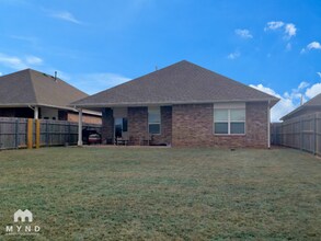14316 Peach Tree Dr in Yukon, OK - Building Photo - Building Photo