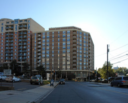 Elizabeth House Apartments