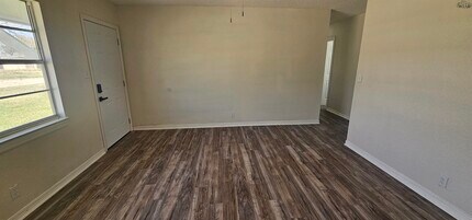 1404 Deville St in Wichita Falls, TX - Building Photo - Building Photo