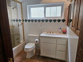 3934 Alonzo Ave in Encino, CA - Building Photo - Building Photo